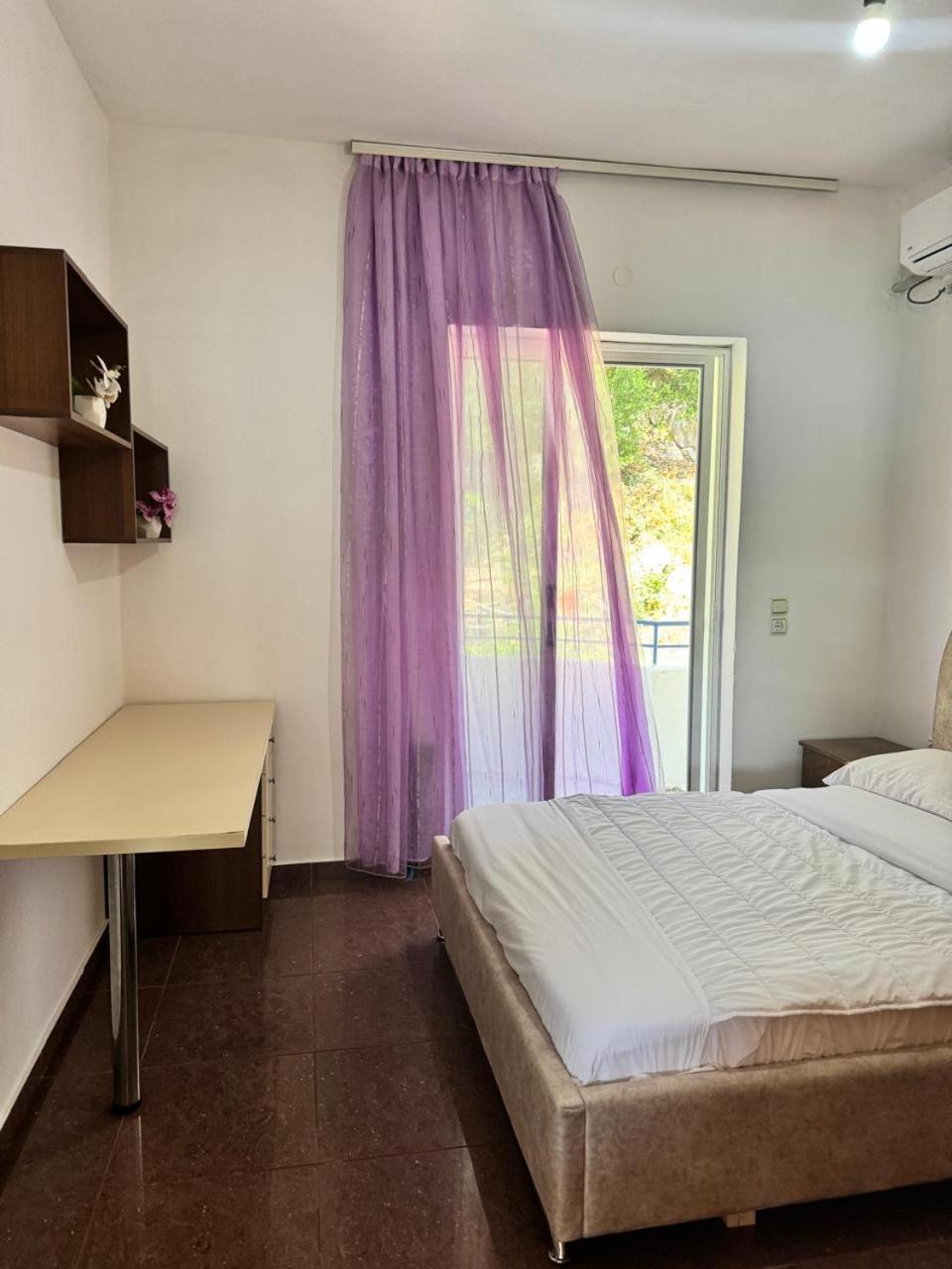 Beachfront Apartment ฮีมาเรอ ภายนอก รูปภาพ