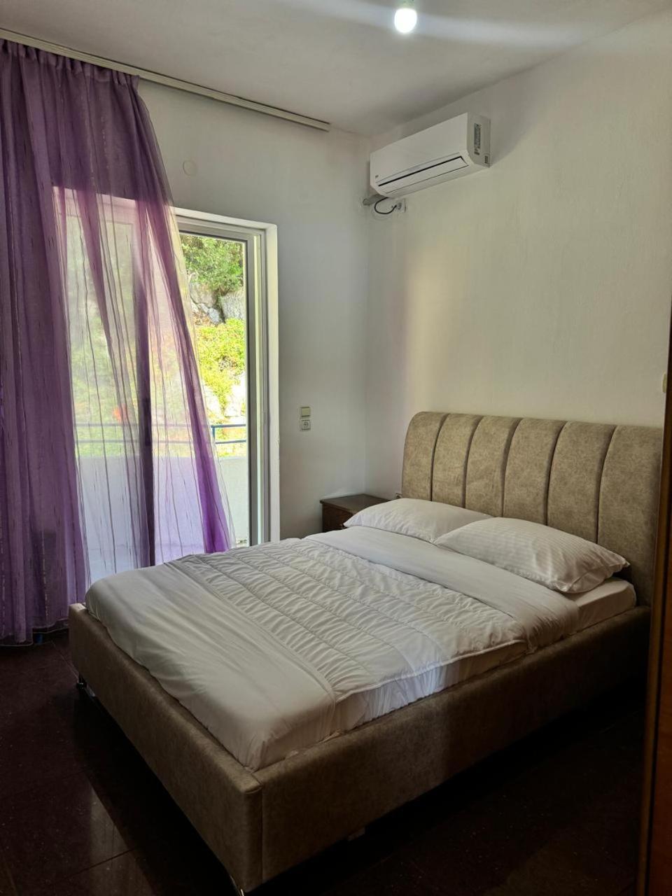 Beachfront Apartment ฮีมาเรอ ภายนอก รูปภาพ