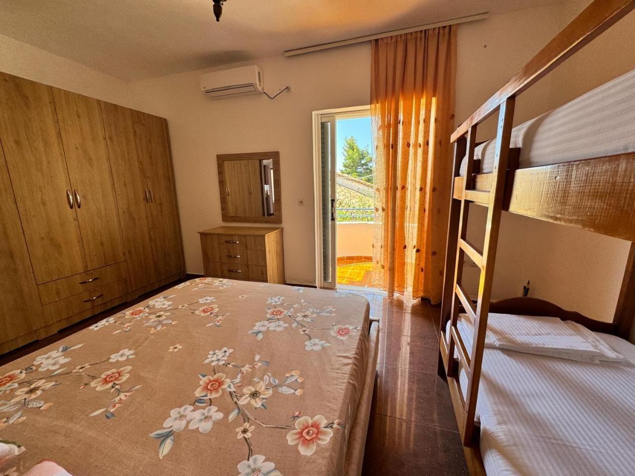Beachfront Apartment ฮีมาเรอ ภายนอก รูปภาพ